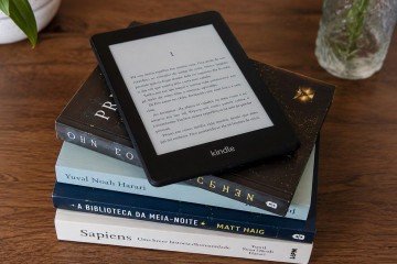 A estratégia consistiu em oferecer livros de graça ou com grandes descontos para gerar um alto volume de downloads em um curto período. - (crédito: Imagem gerada por IA) A estratégia consistiu em oferecer livros de graça ou com grandes descontos para gerar um alto volume de downloads em um curto período. - (crédito: Imagem gerada por IA)