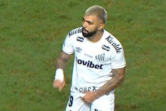Gabigol foi expulso por conta de um gesto obsceno - (crédito: Foto: Reprodução/SporTV) Gabigol foi expulso por conta de um gesto obsceno - (crédito: Foto: Reprodução/SporTV)