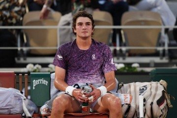 Por precaução, o brasileiro João Fonseca está fora do ATP 250 de Eastbourne - (crédito: Dimitar DILKOFF / AFP) Por precaução, o brasileiro João Fonseca está fora do ATP 250 de Eastbourne - (crédito: Dimitar DILKOFF / AFP)