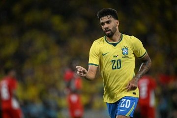 No jogo contra o Japão, na segunda-feira (29/6), Paquetá sentiu dores na parte posterior da coxa -  (crédito:  Mauro PIMENTEL / AFP)