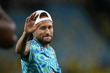 Neymar também aproveitou para revelar o desejo de ser pai novamente - (crédito: Mauro PIMENTEL / AFP) Neymar também aproveitou para revelar o desejo de ser pai novamente - (crédito: Mauro PIMENTEL / AFP)