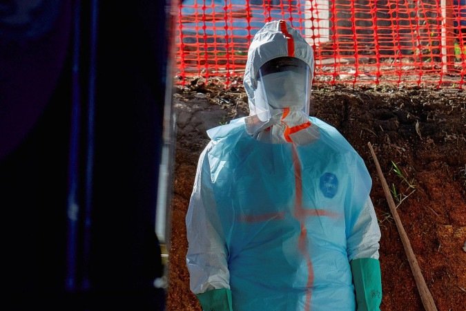 Este surto é particularmente desafiador porque envolve uma espécie rara de Ebola para a qual não existe vacina - (crédito: Getty Images) Este surto é particularmente desafiador porque envolve uma espécie rara de Ebola para a qual não existe vacina - (crédito: Getty Images)