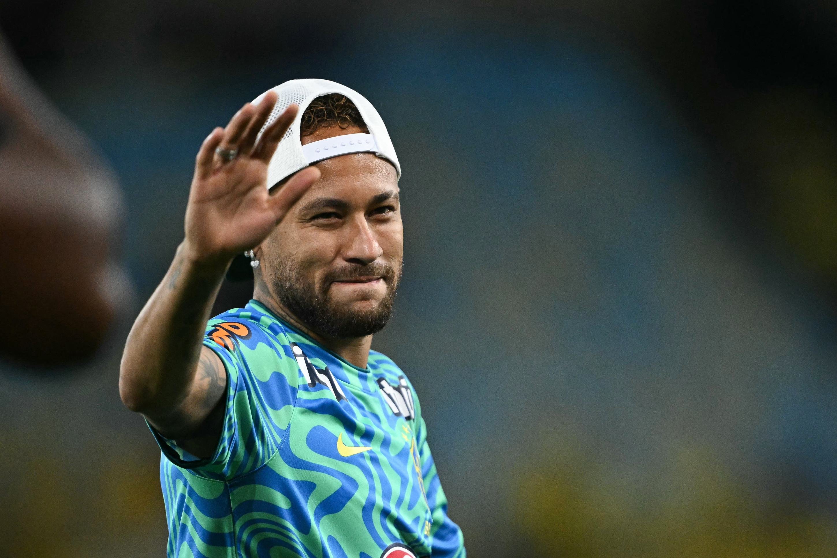 Neymar e Bruna Biancardi anunciam gravidez; jogador será pai pela 5ª vez