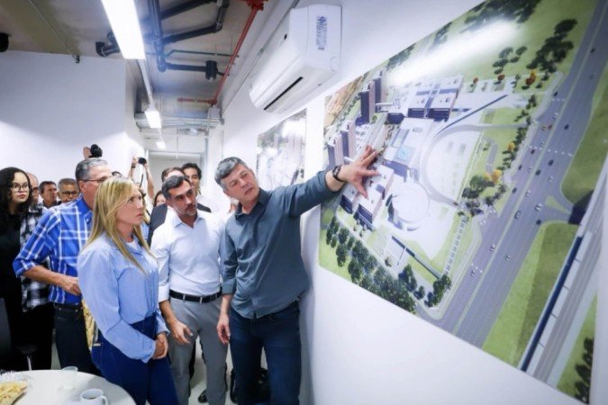 Governadora Celina Leão anuncia ocupação do Centrad por secretarias do GDF como forma de economizar recursos públicos com aluguel - (crédito: Redes sociais) Governadora Celina Leão anuncia ocupação do Centrad por secretarias do GDF como forma de economizar recursos públicos com aluguel - (crédito: Redes sociais)