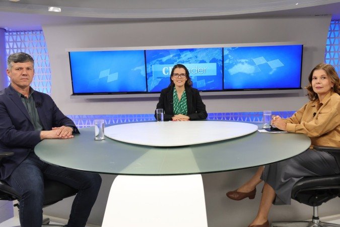  2026. Cidades. Valter Casimiro, Secretário de Obras e Infraestrutura do DF, é o entrevistado do CB.Poder. Na bancada: Mariana Niedeauer e Sibele Negromonte.
