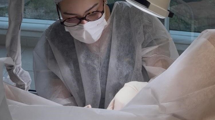 Mariana &eacute; ginecologista e especialista em cirurgias da regi&atilde;o &iacute;ntima -  (crédito: Divulga&ccedil;&atilde;o)