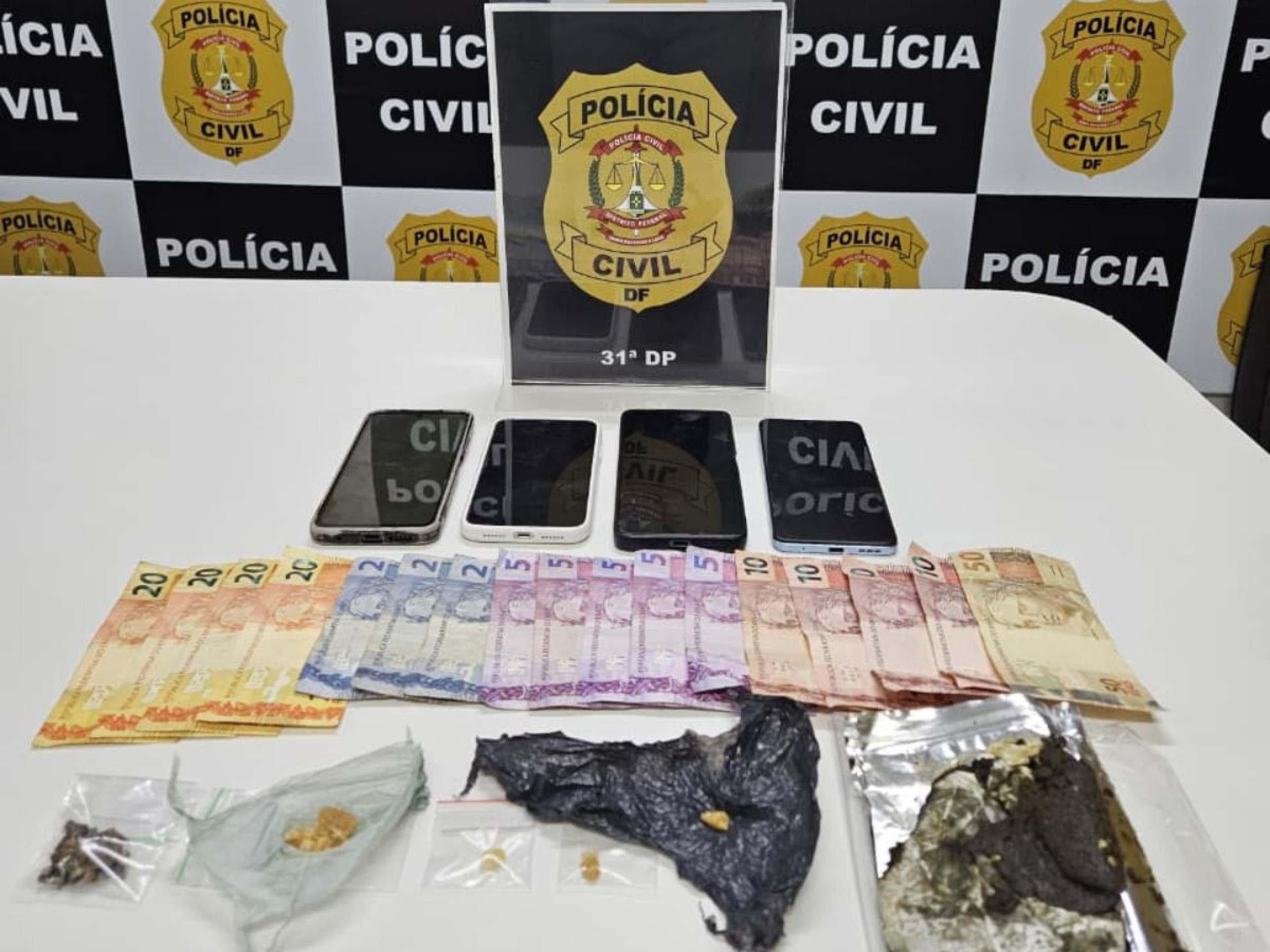Homem é preso após usar adolescentes para traficar drogas