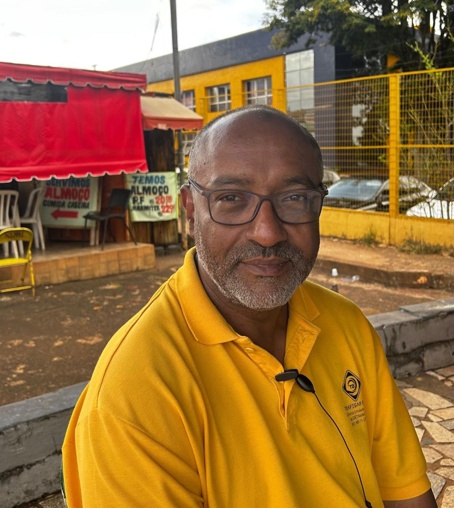 Othoniel L&uacute;cio comemora a fun&ccedil;&atilde;o dada ao pr&eacute;dio