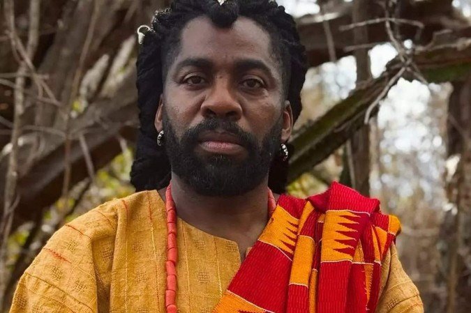Lázaro Ramos ressaltou que Elísio Lopes Jr é o primeiro autor negro de novelas da Globo - (crédito: Observatorio dos Famosos) Lázaro Ramos ressaltou que Elísio Lopes Jr é o primeiro autor negro de novelas da Globo - (crédito: Observatorio dos Famosos)