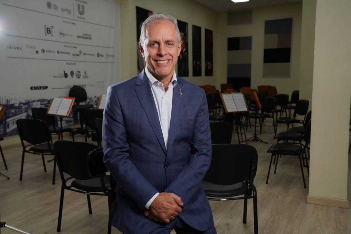 O maestro e CEO do Instituto Baccarelli, Edilson Ventureli, diz que o compromisso &eacute; fortalecer o Theatro como refer&ecirc;ncia cultural do pa&iacute;s