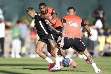 O Brasil treinou para parte da comunidade de Morristown ver na tarde e início da noite desta quarta-feira para cumprir protocolos da Fifa -  (crédito:  Rafael Ribeiro/CBF)