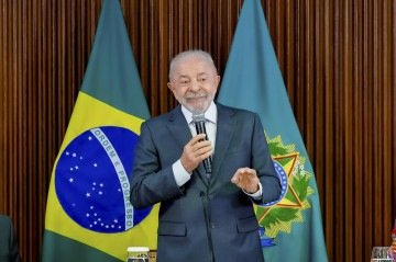 'Ninguém vai fazer a gente mudar o Pix',disse Lula -  (crédito: Ricado Stuckert/PR)