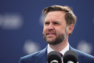 'As negociações finais poderão definir os termos do que acontecerá', afirmou o vice-presidente dos EUA, J.D. Vance - (crédito: MATT ROURKE / POOL / AFP) 'As negociações finais poderão definir os termos do que acontecerá', afirmou o vice-presidente dos EUA, J.D. Vance - (crédito: MATT ROURKE / POOL / AFP)