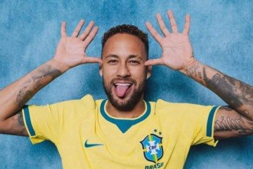 Neymar com a camisa do Brasil em foto oficial da Fifa - (crédito: Divulgação/Fifa) Neymar com a camisa do Brasil em foto oficial da Fifa - (crédito: Divulgação/Fifa)