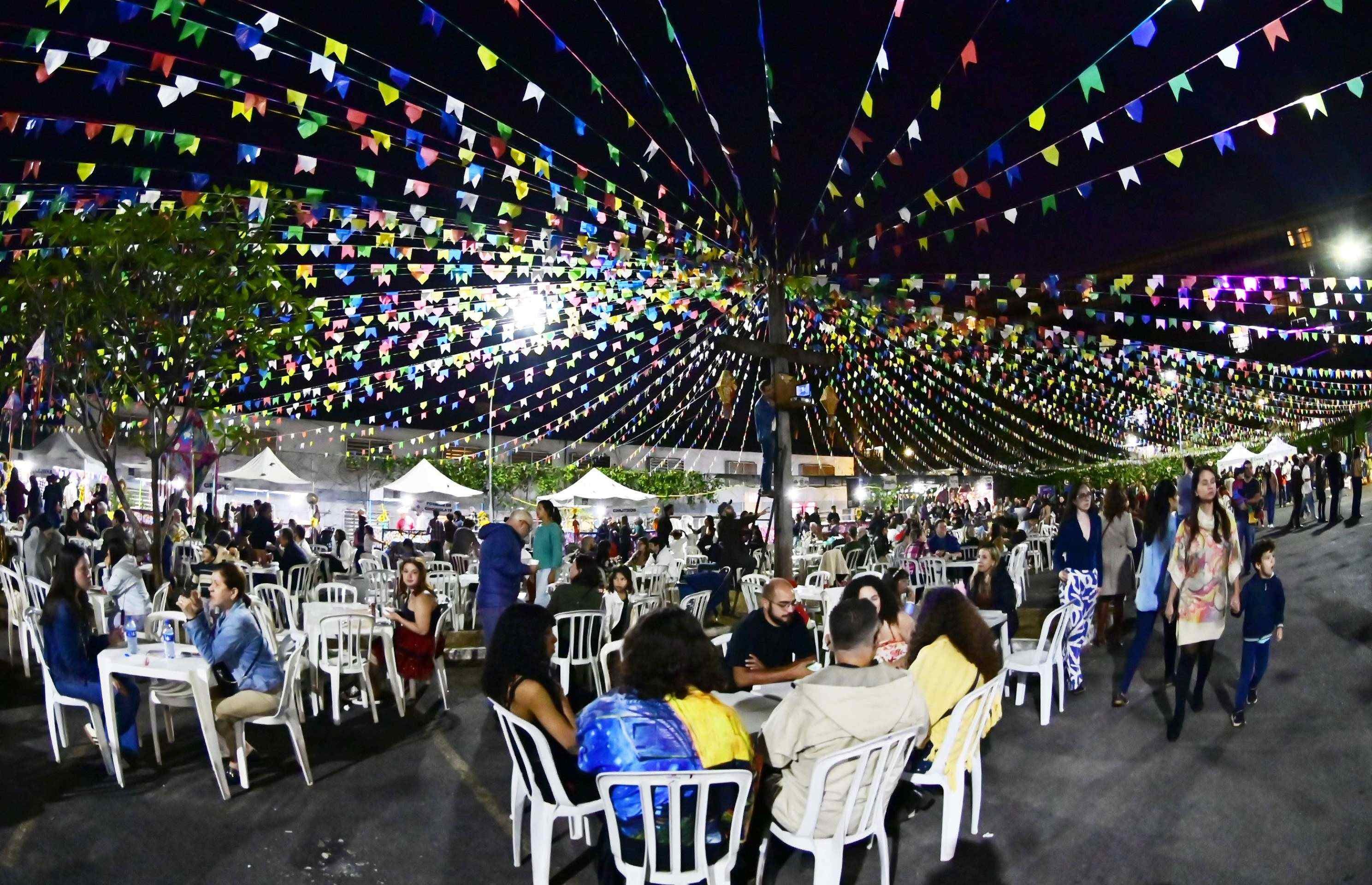 Festa Junina - Paroquia Nossa Senhora da Esperanla 307 Norte 