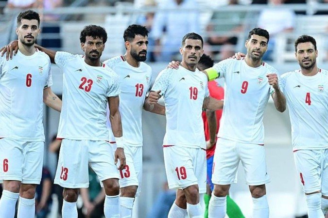 Avião que transportava a seleção iraniana de futebol pousou no Aeroporto Internacional de Tijuana neste domingo (7/6) - (crédito: Getty Images) Avião que transportava a seleção iraniana de futebol pousou no Aeroporto Internacional de Tijuana neste domingo (7/6) - (crédito: Getty Images)