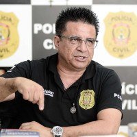 Ao Correio, delegado Fernando Fernandes estima uma média de mais de 1 milhão de litros subtraídos pelos criminosos -  (crédito: Minervino Júnior/CB/D.A.Press)