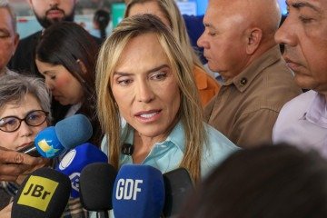 O GDF na Sua Porta é uma iniciativa itinerante que leva serviços públicos diretamente às regiões administrativas do Distrito Federal -  (crédito: Paulo H Carvalho)
