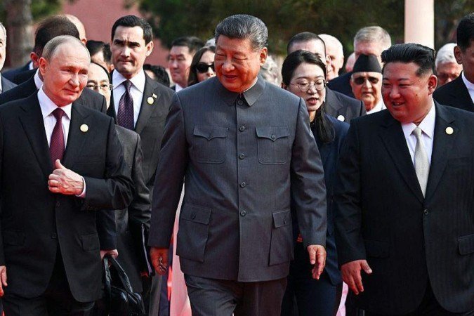 Isolada do restante do mundo, a ditadura norte-coreana depende fortemente da China e da Rússia - (crédito: AFP via Getty Images) Isolada do restante do mundo, a ditadura norte-coreana depende fortemente da China e da Rússia - (crédito: AFP via Getty Images)