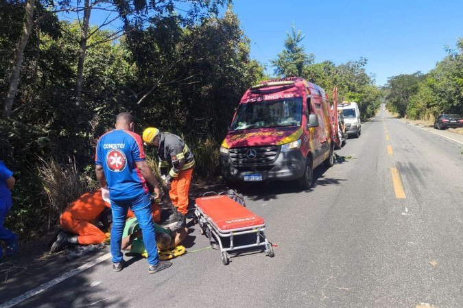 Grave sinistro de trânsito ocorreu em Teresina de Goiás - (crédito: Reprodução/CBMGO) Grave sinistro de trânsito ocorreu em Teresina de Goiás - (crédito: Reprodução/CBMGO)