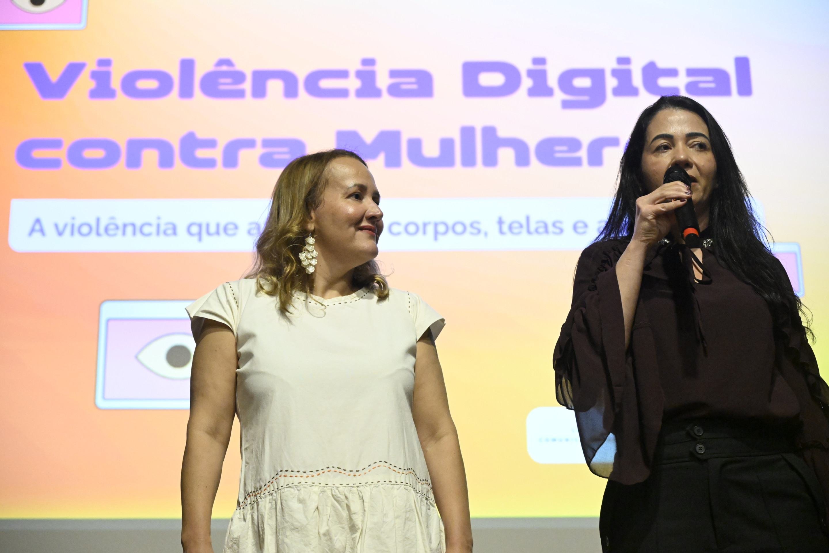  09/06/2026. Campanha "O Digital &eacute; Nosso Lugar", lan&ccedil;ada pelo Minist&eacute;rio da Mulheres, contra a viol&ecirc;ncia nas redes. anara Kalline e Almerinda Lopes (Palestrantes)