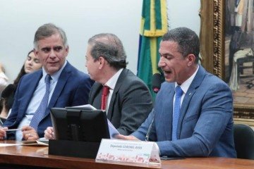 O parecer apresentado pelo relator, deputado Coronel Assis (PL-MT), conclui pela constitucionalidade da proposta e de textos apensados que tratam do mesmo tema -  (crédito: Bruno Spada / Câmara dos Deputados  )