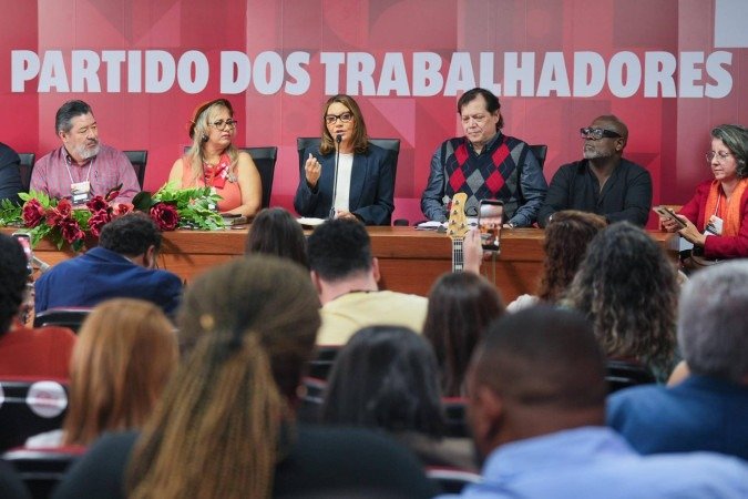 Durante o encontro, a primeira-dama Janja Lula da Silva participou de um painel sobre mulheres evangélicas e respondeu a declarações recentes do pastor Silas Malafaia - (crédito: PT/Divulgação) Durante o encontro, a primeira-dama Janja Lula da Silva participou de um painel sobre mulheres evangélicas e respondeu a declarações recentes do pastor Silas Malafaia - (crédito: PT/Divulgação)