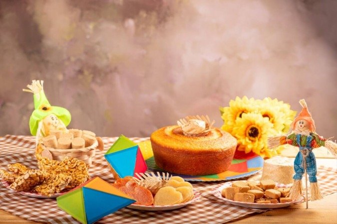 Com escolhas conscientes, pessoas com diabetes podem aproveitar as festas juninas sem abrir mão dos sabores tradicionais (Imagem: Milton Buzon | Shutterstock)
- (crédito: EdiCase) Com escolhas conscientes, pessoas com diabetes podem aproveitar as festas juninas sem abrir mão dos sabores tradicionais (Imagem: Milton Buzon | Shutterstock)
- (crédito: EdiCase)