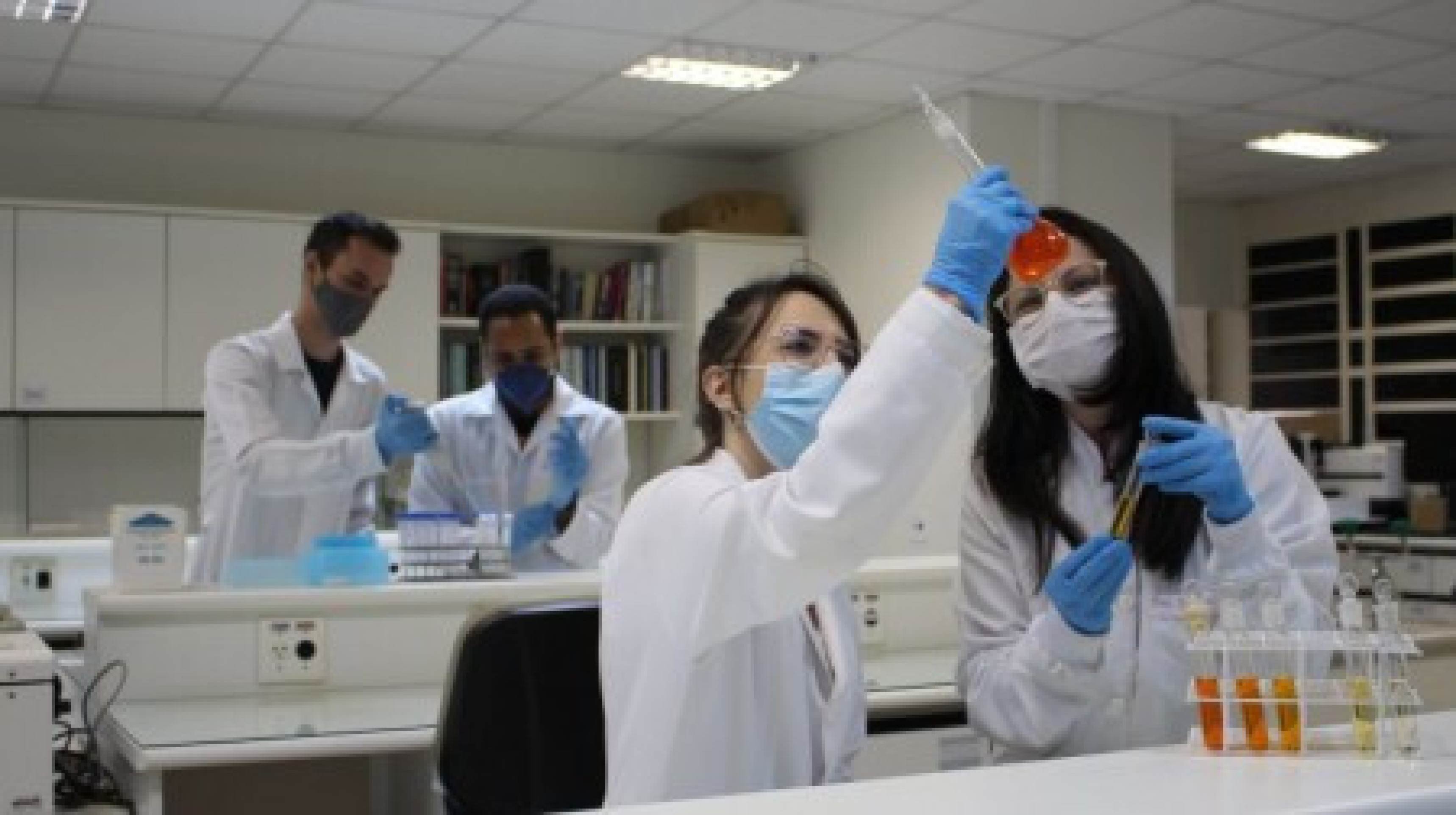 Pesquisa brasileira avança em tratamento para psoríase e vitiligo