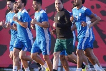 Manifestantes pedem exclusão do Irã da Copa do Mundo em protesto nos Estados Unidos  -  (crédito: Foto: Divulgação / FFIRI)