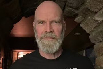 Câncer de mama em homens: ator de "X-Men" alerta sobre a doença rara - Reprodu&ccedil;&atilde;o/Instagram