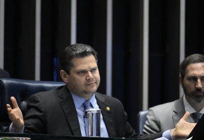 As relações entre Alcolumbre e Lula pioraram após a rejeição do indicado do presidente para a vaga no Supremo Tribunal Federal -  (crédito: Carlos Moura/Agência Senado) -As relações entre Alcolumbre e Lula pioraram após a rejeição do indicado do presidente para a vaga no Supremo Tribunal Federal -  (crédito: Carlos Moura/Agência Senado)