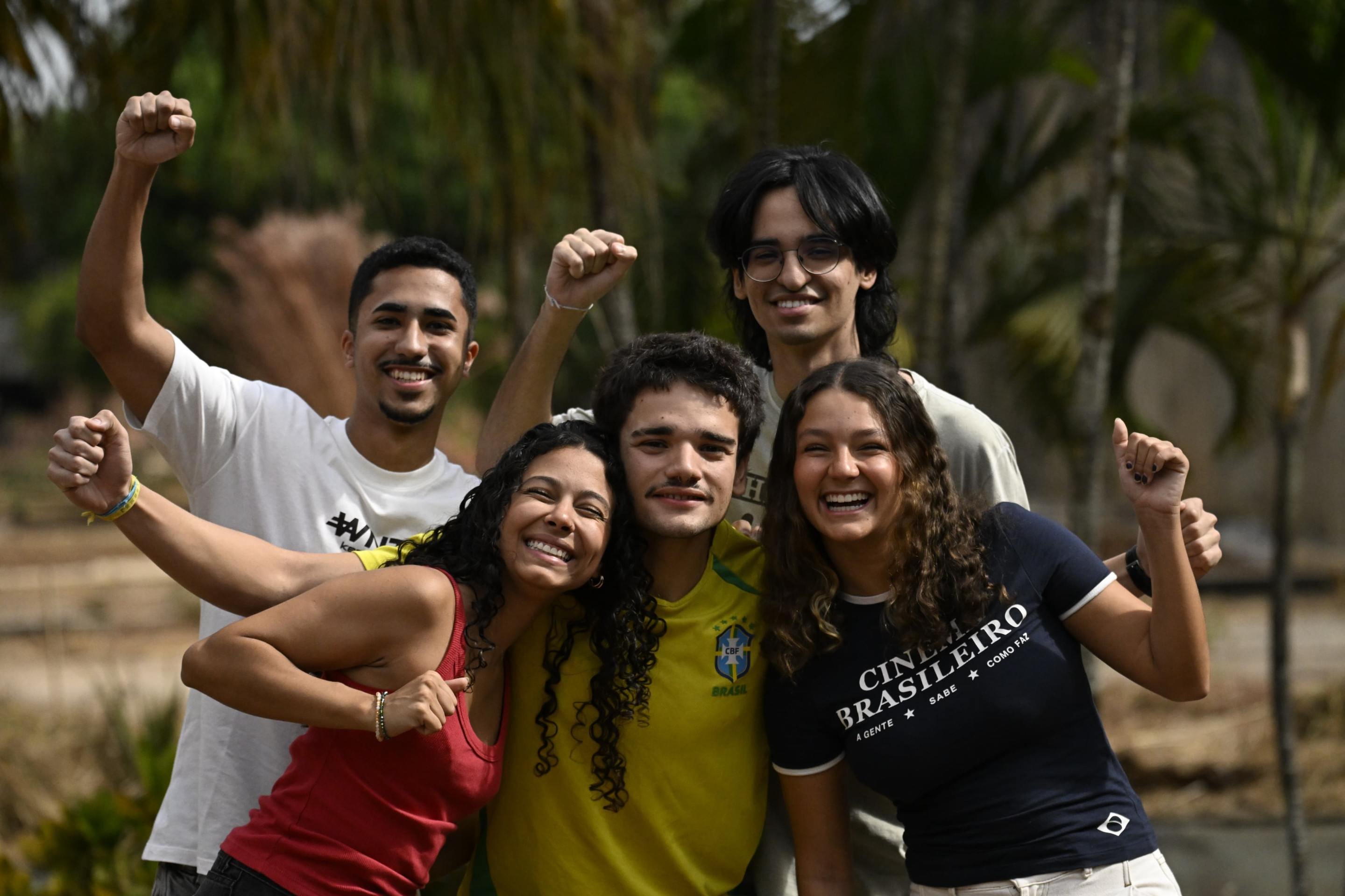 Grupo de amigos da Beatriz vai se reunir em casa para fazer um churrasco no jogo de estr&eacute;ia da Sele&ccedil;&atilde;o