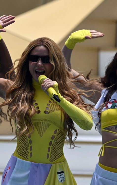 Colombian singer, songwriter and producer Shakira performs during the opening ceremony ahead of the 2026 World Cup Group A football match between Mexico and South Africa at the Mexico City Stadium in Mexico City on June 11, 2026. - (crédito: Carl de Souza/AFP) Colombian singer, songwriter and producer Shakira performs during the opening ceremony ahead of the 2026 World Cup Group A football match between Mexico and South Africa at the Mexico City Stadium in Mexico City on June 11, 2026. - (crédito: Carl de Souza/AFP)