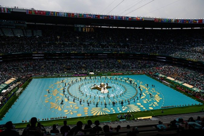 Copa do Mundo &eacute; aberta com apresenta&ccedil;&otilde;es no gramado do Est&aacute;dio Azteca, na Cidade do M&eacute;xico            