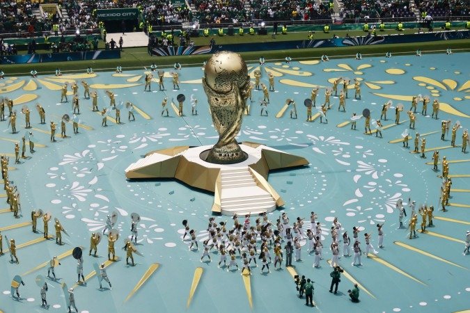 Artistas se apresentam durante a cerimônia de abertura da partida de futebol do Grupo A da Copa do Mundo de 2026 entre México e África do Sul, no Estádio da Cidade do México, na Cidade do México, em 11 de junho de 2026 - (crédito: RODRIGO OROPEZA / AFP) Artistas se apresentam durante a cerimônia de abertura da partida de futebol do Grupo A da Copa do Mundo de 2026 entre México e África do Sul, no Estádio da Cidade do México, na Cidade do México, em 11 de junho de 2026 - (crédito: RODRIGO OROPEZA / AFP)