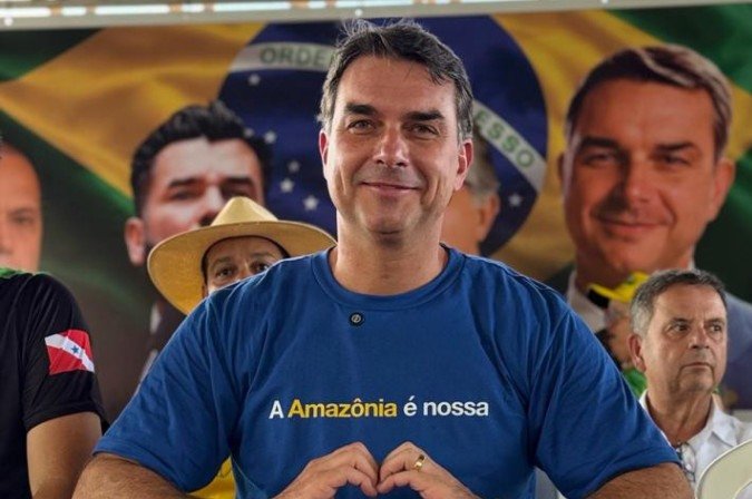 Flávio Bolsonaro durante evento em Altamira/PA - (crédito: Divulgação) Flávio Bolsonaro durante evento em Altamira/PA - (crédito: Divulgação)