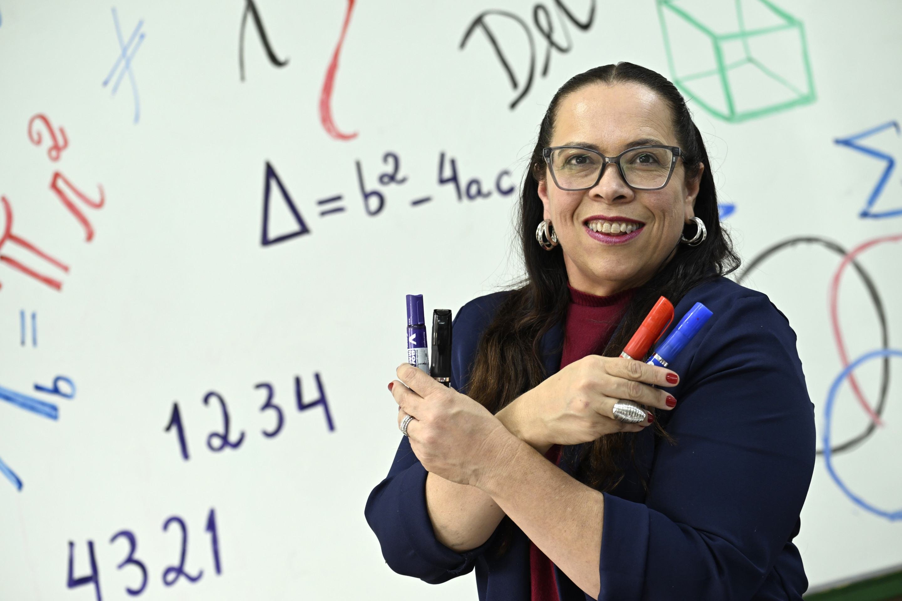 Professora Adriana Rocha: paix&atilde;o pela matem&aacute;tica come&ccedil;ou na inf&acirc;ncia