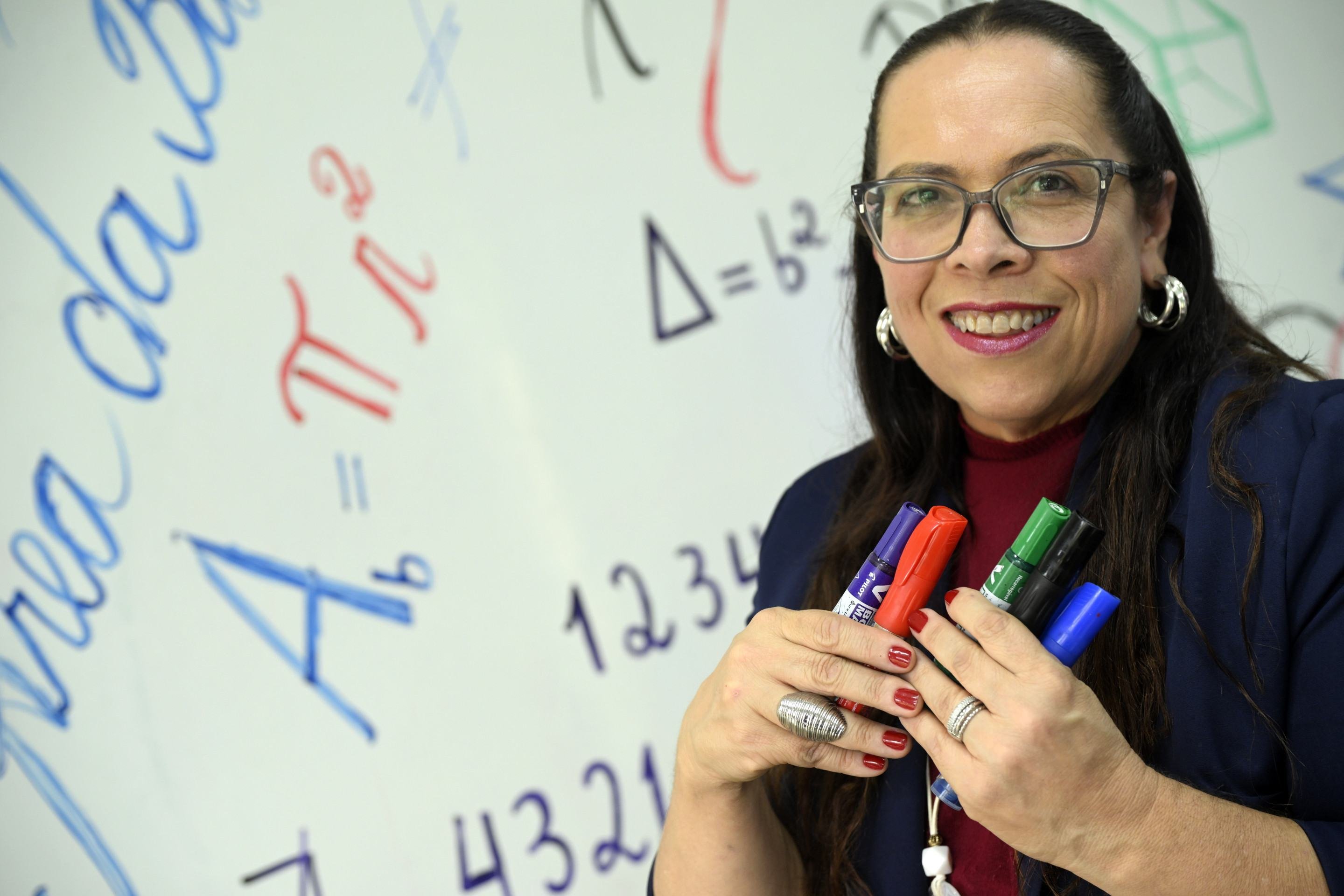 Professora Adriana Rocha: paix&atilde;o pela matem&aacute;tica come&ccedil;ou na inf&acirc;ncia