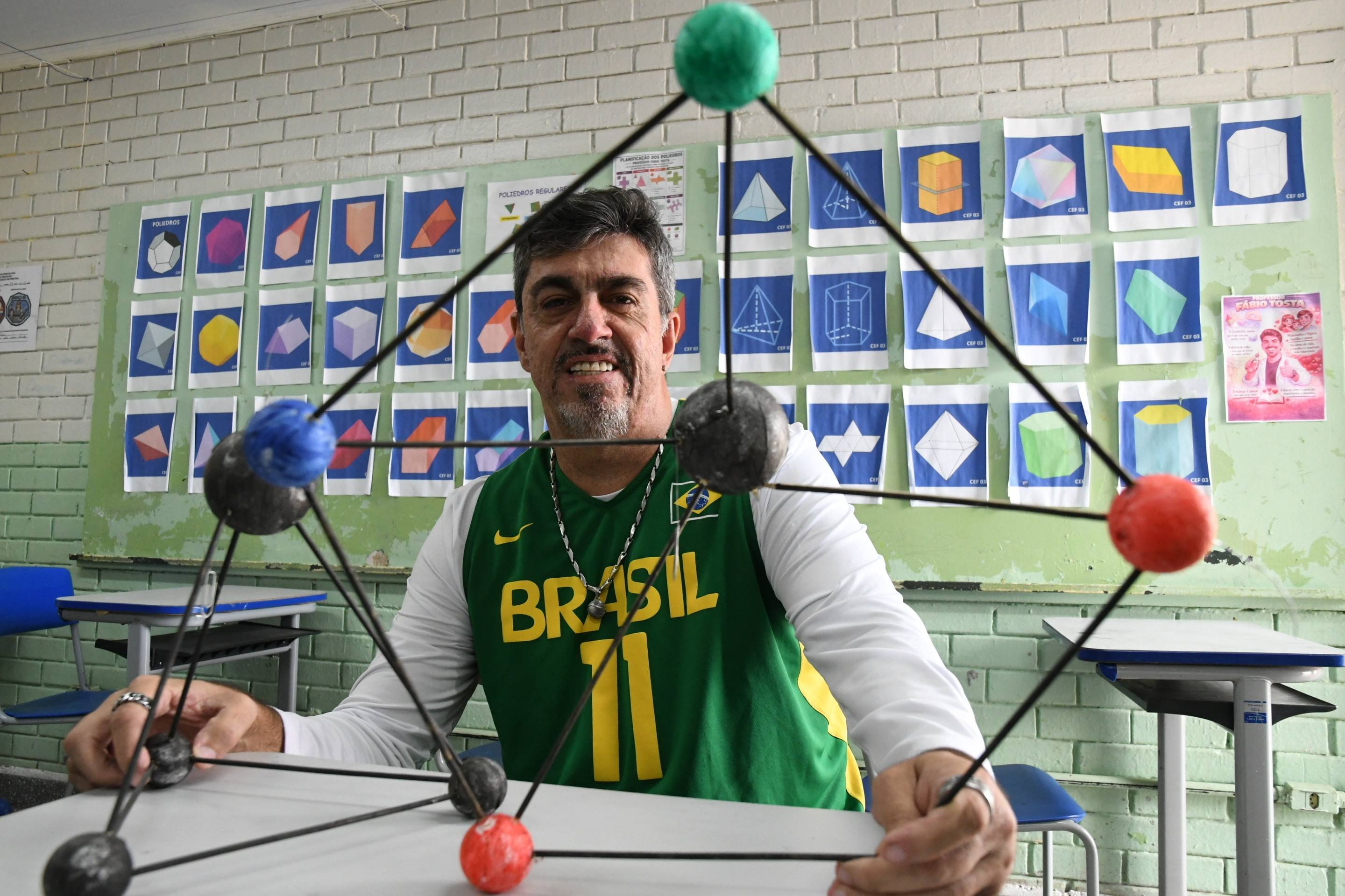 F&aacute;bio Tosta engaja os alunos dos anos finais do ensino fundamental com atividades 