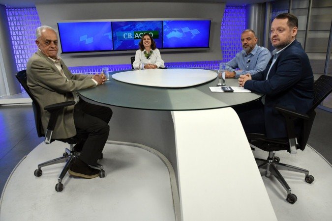 Jael Silva, presidente do Sindhobar, e Rogerio Trondoli, empresário do setor de carnes, são os entrevistados do CB.Agro desta sexta-feira (12/6) - (crédito: Marcelo Ferreira/CB/D.A Press) Jael Silva, presidente do Sindhobar, e Rogerio Trondoli, empresário do setor de carnes, são os entrevistados do CB.Agro desta sexta-feira (12/6) - (crédito: Marcelo Ferreira/CB/D.A Press)