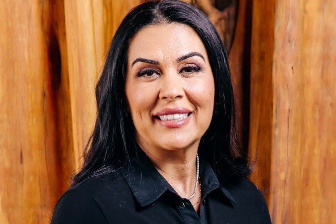 Priscila Rodovalho Cunha, psicóloga e autora, aplica a filosofia Kintsugi para reconstruir relacionamentos em crise - (crédito: Divulgação) Priscila Rodovalho Cunha, psicóloga e autora, aplica a filosofia Kintsugi para reconstruir relacionamentos em crise - (crédito: Divulgação)
