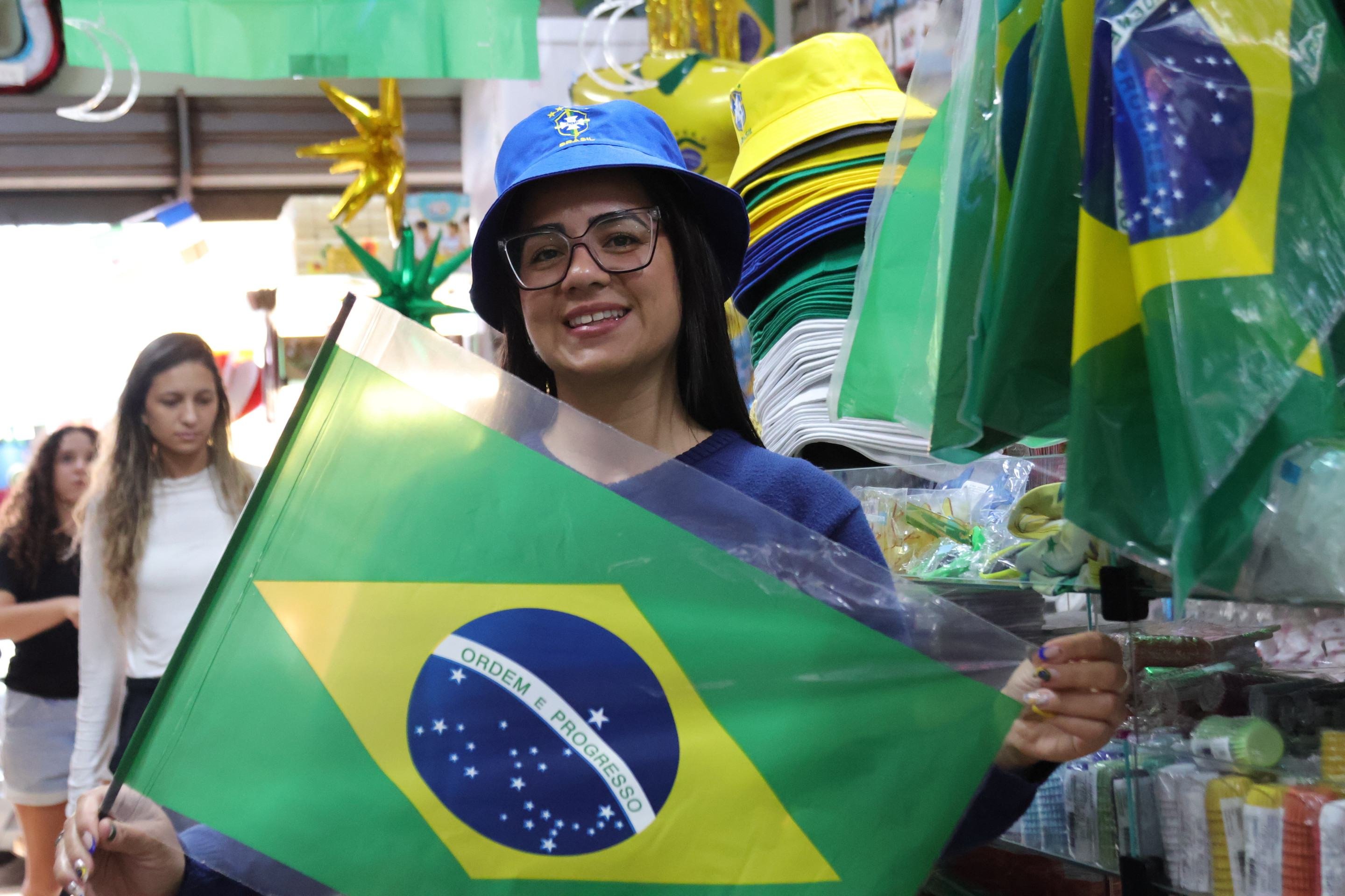 Sextou em verde e amarelo: torcida já entra no clima do jogo