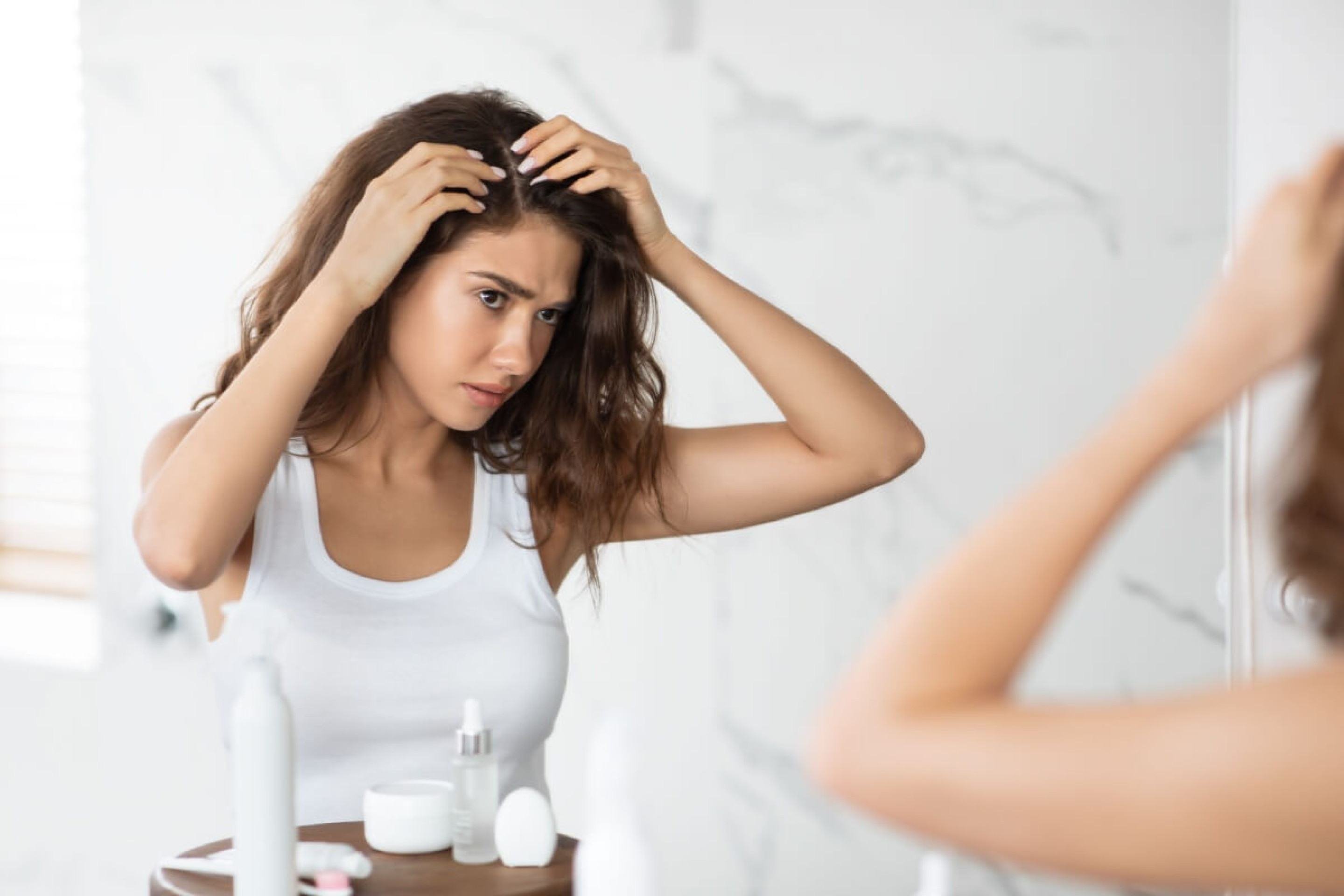 Queda de cabelo: entenda por que o problema tem atingido cada vez mais mulheres jovens