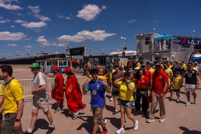 Torcida brasileira chega ao MetLife Stadium para acompanhar a estreia da Seleção na Copa do Mundo de 2026, contra Marrocos, às 19h deste sábado (13/6)
       -  (crédito: AFP)