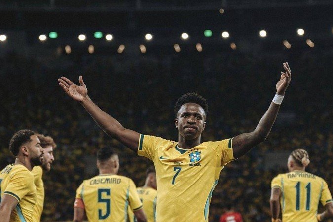 Jogadores brasileiros como Neymar usam coletes inteligentes durante treinos e jogos pelos seus clubes - (crédito: Getty Images) Jogadores brasileiros como Neymar usam coletes inteligentes durante treinos e jogos pelos seus clubes - (crédito: Getty Images)