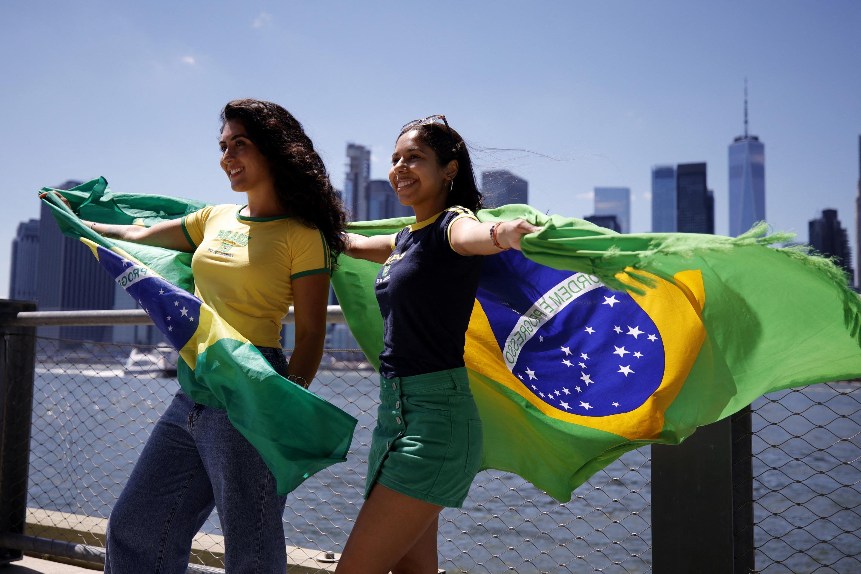 Após empate com Marrocos, torcida brasileira mantém fé na Copa