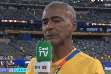 Romário para jornalista da CazéTV: ‘Quem não conhece futebol vai pensar como você’
- (crédito: YouTube/Reprodução) Romário para jornalista da CazéTV: ‘Quem não conhece futebol vai pensar como você’
- (crédito: YouTube/Reprodução)