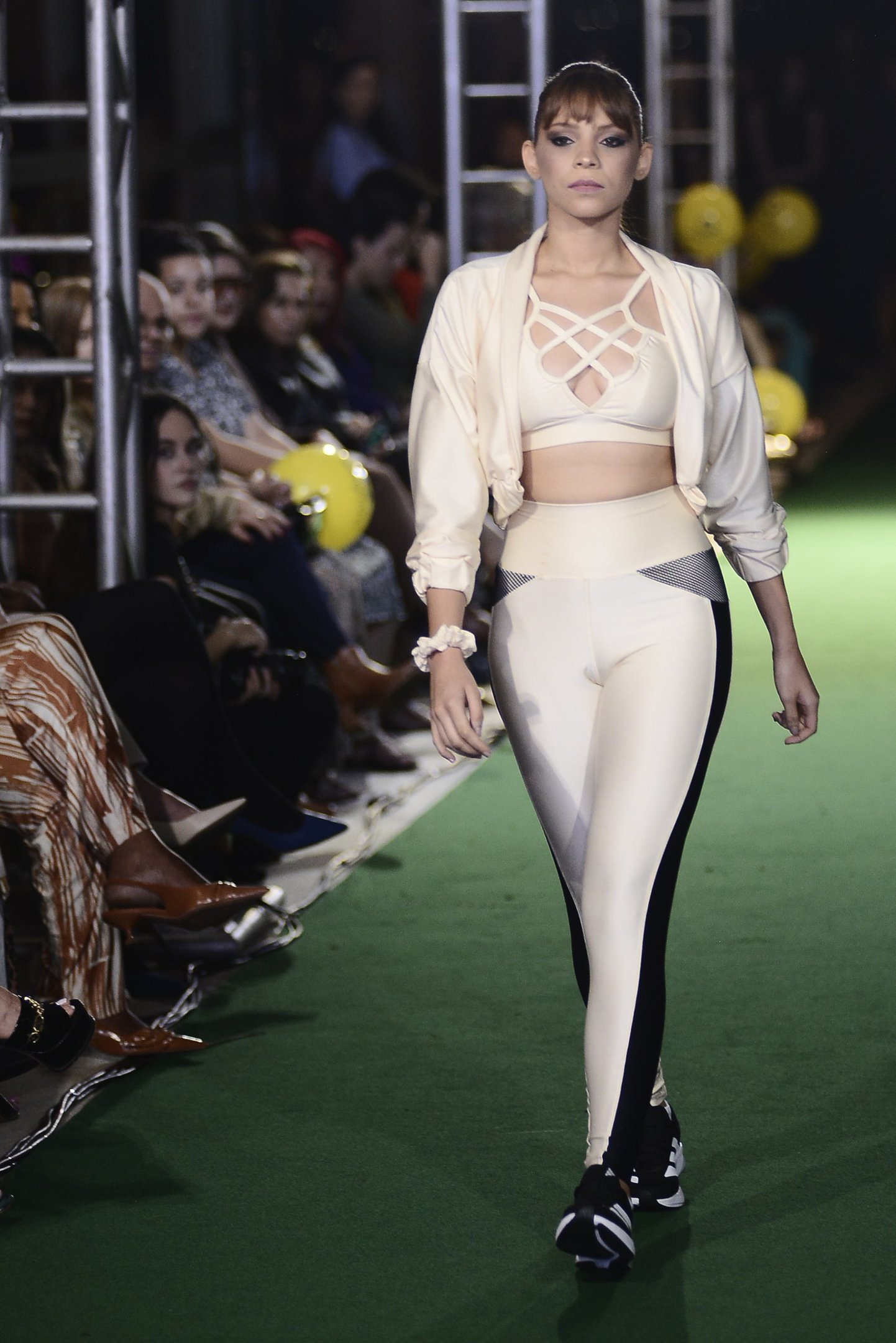 A KNK Fitwear &eacute; especializada em moda fitness e participou do desfile 