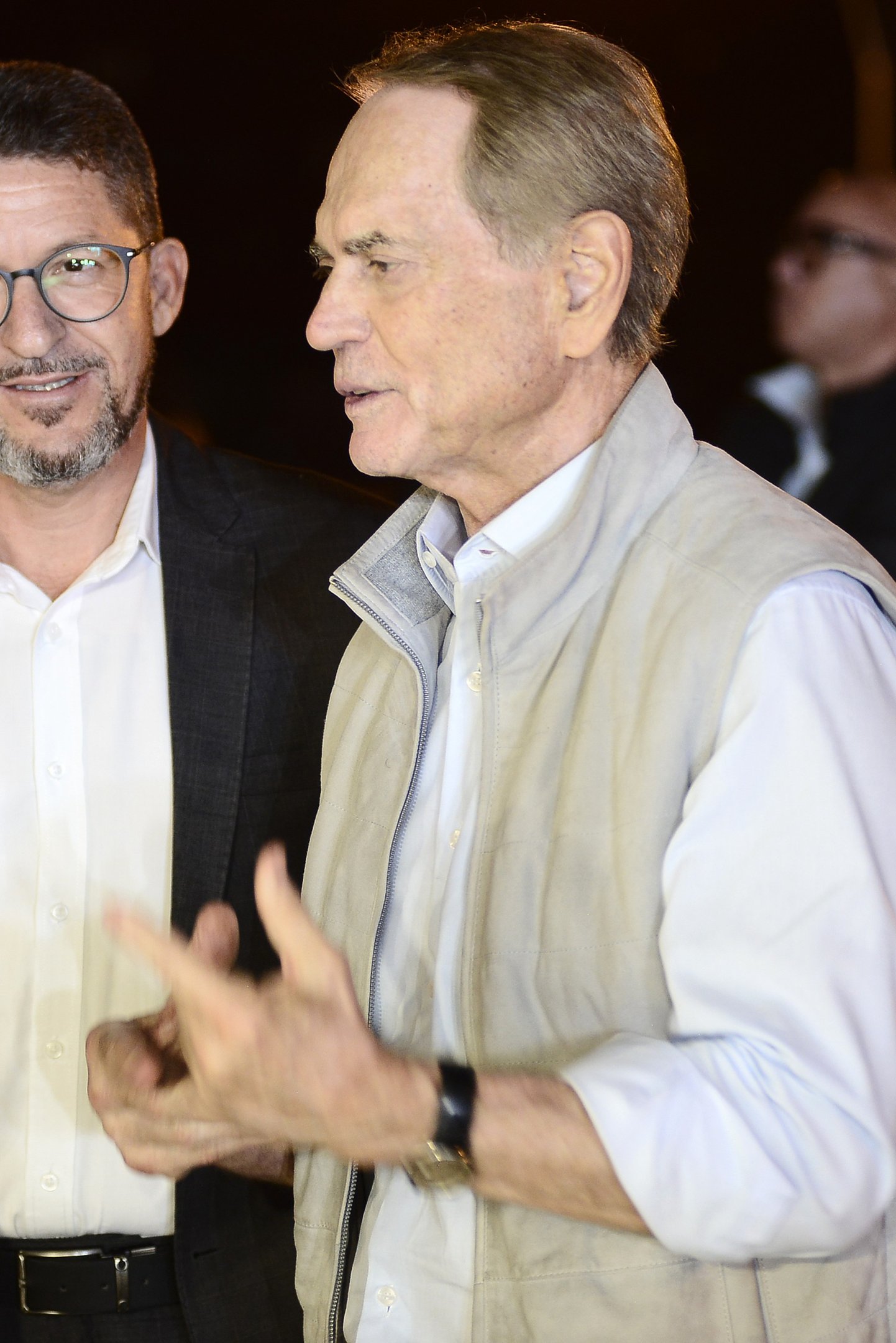 O empres&aacute;rio Paulo Oct&aacute;vio prestigiou o desfile 
